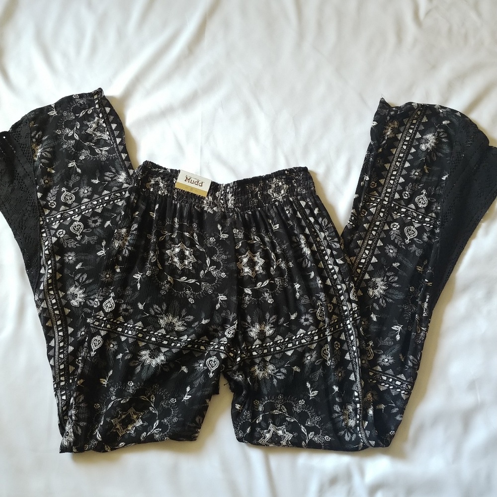 Mudd print wide leg pants NWT